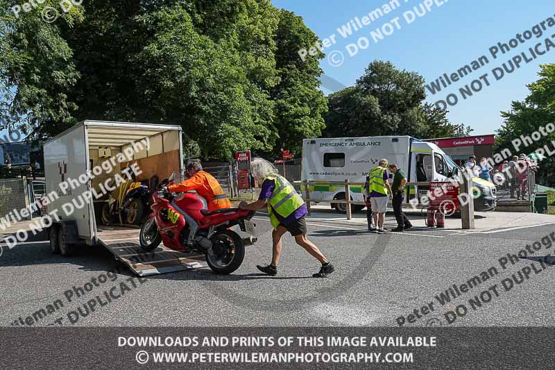 cadwell park;cadwell park photographs;cadwell trackday photographs;enduro digital images;event digital images;eventdigitalimages;peter wileman photography;racing digital images;trackday digital images;trackday photos